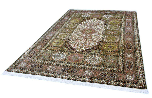 Kashan 6942 Multi 198cm x 302cm (B.No. 370)